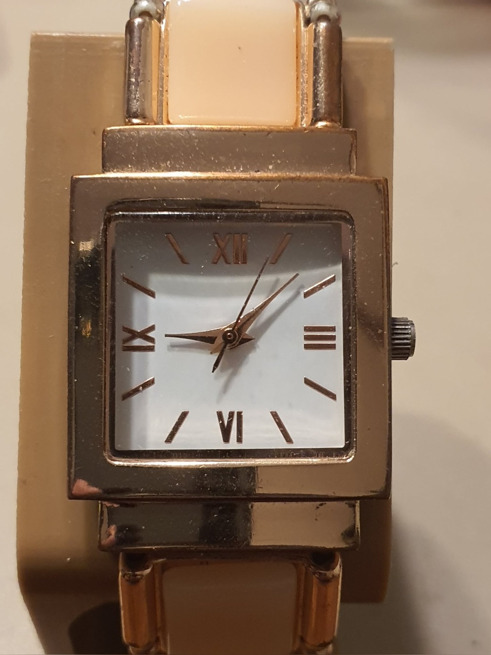 🦋10/$20🦋 Accutime Goldtone/Pink Rhinestone Women's Watch